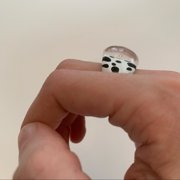 Black & White Cow Pattern Ring - Picture 6 of 7